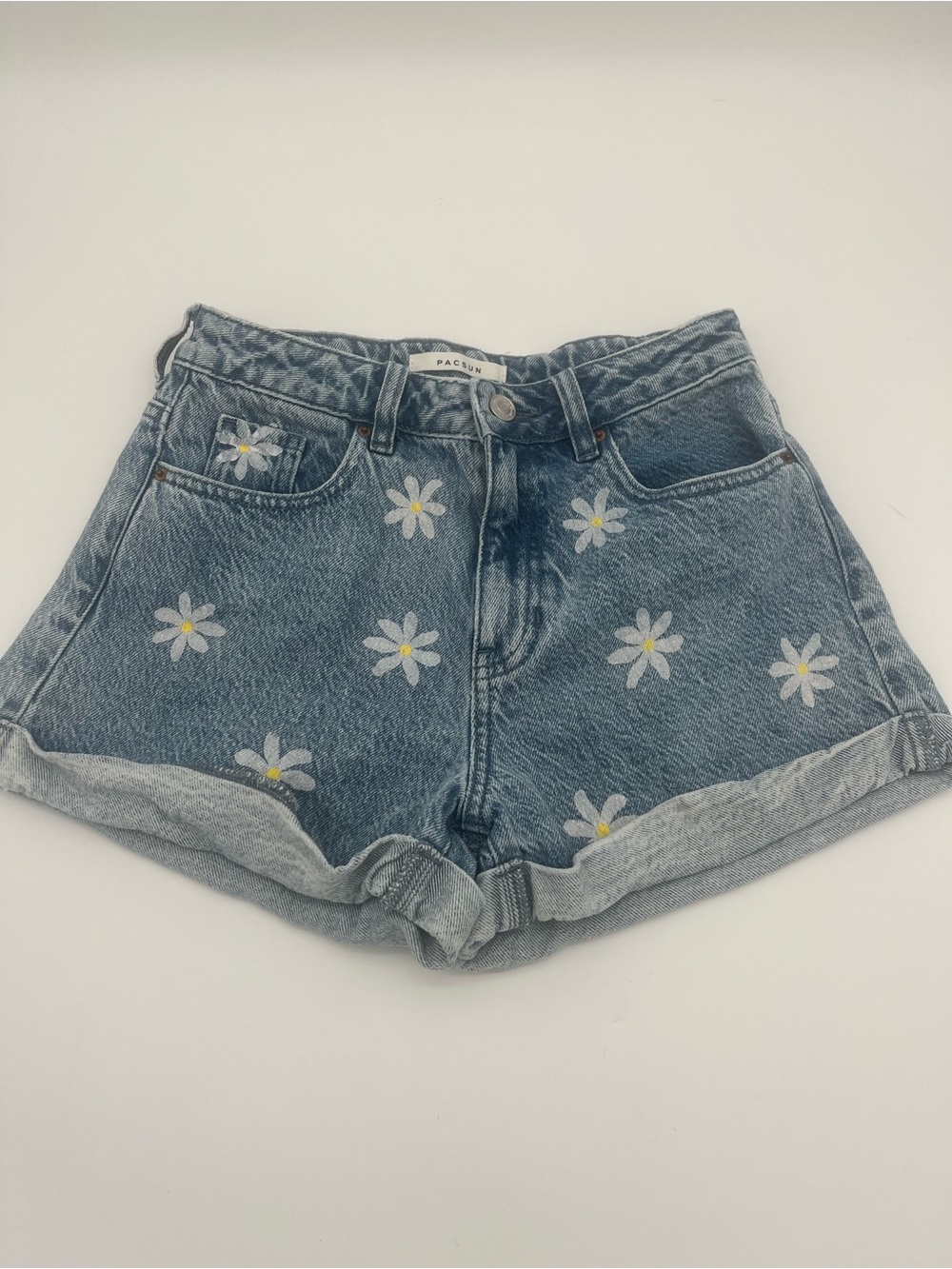 PacSun Light Blue Daisy Patchwork  Print High-Rise Jean Shorts Mom short 25